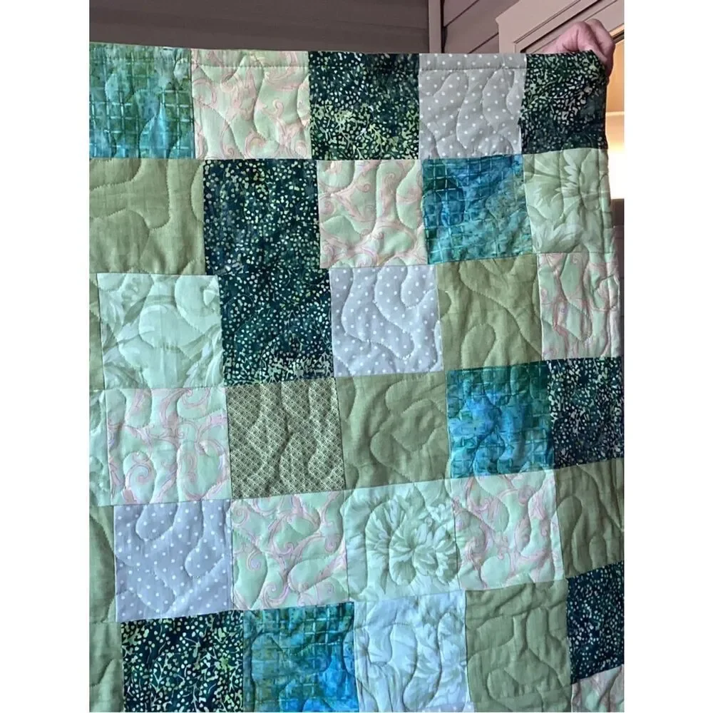NWT. Colors of Green Beautiful Hand Crafted Quilt